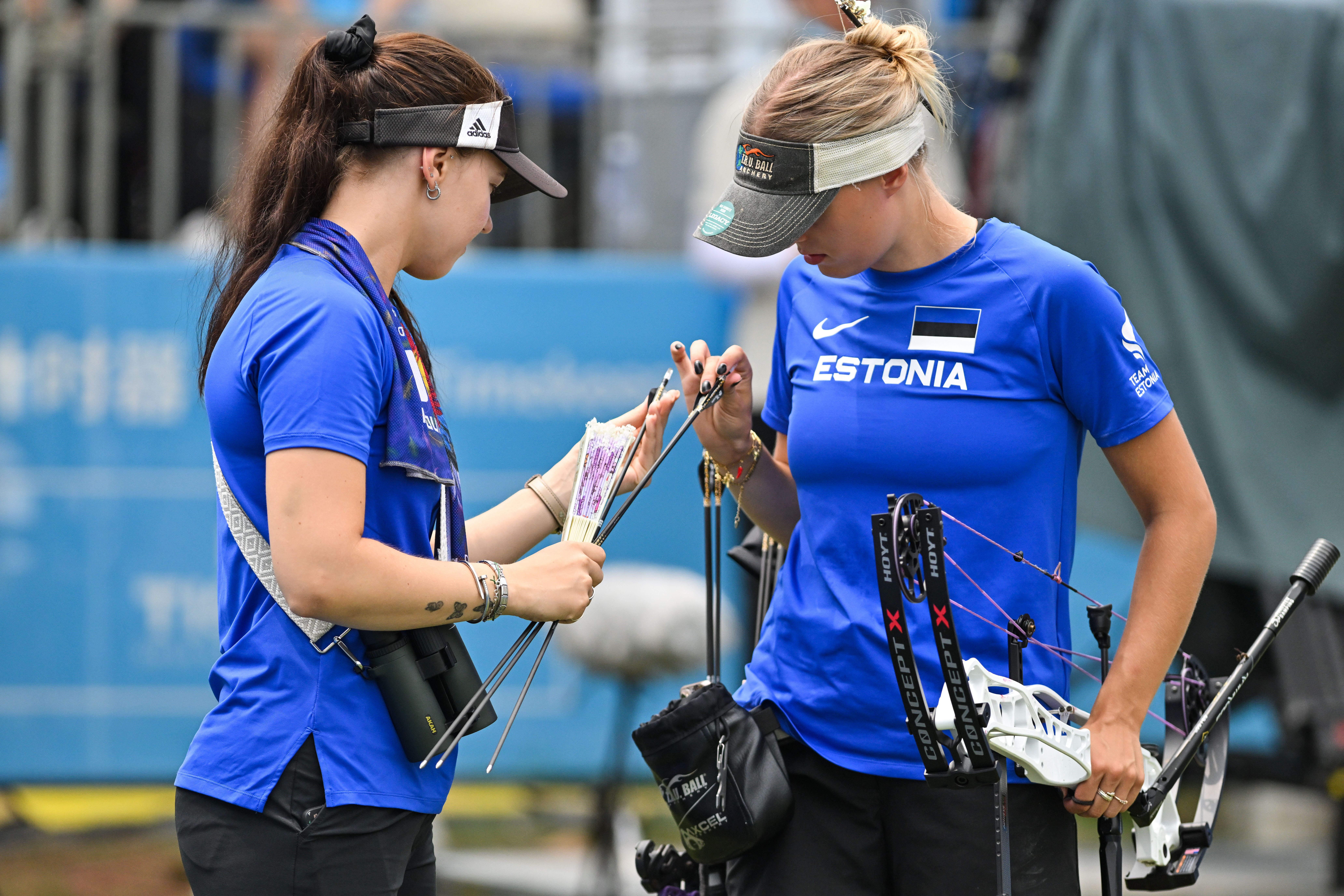 巴拿马选手在射箭比赛中逆转夺冠