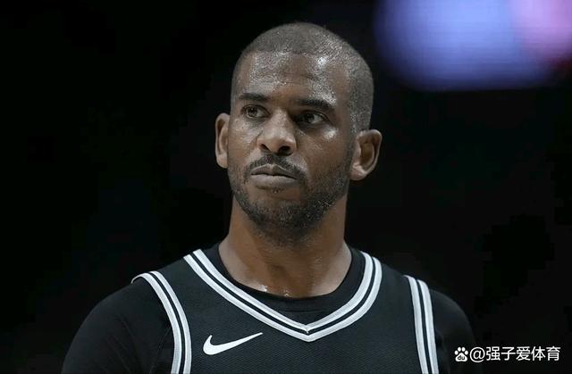 开拓者遭遇马刺逆转，保罗狂砍36分