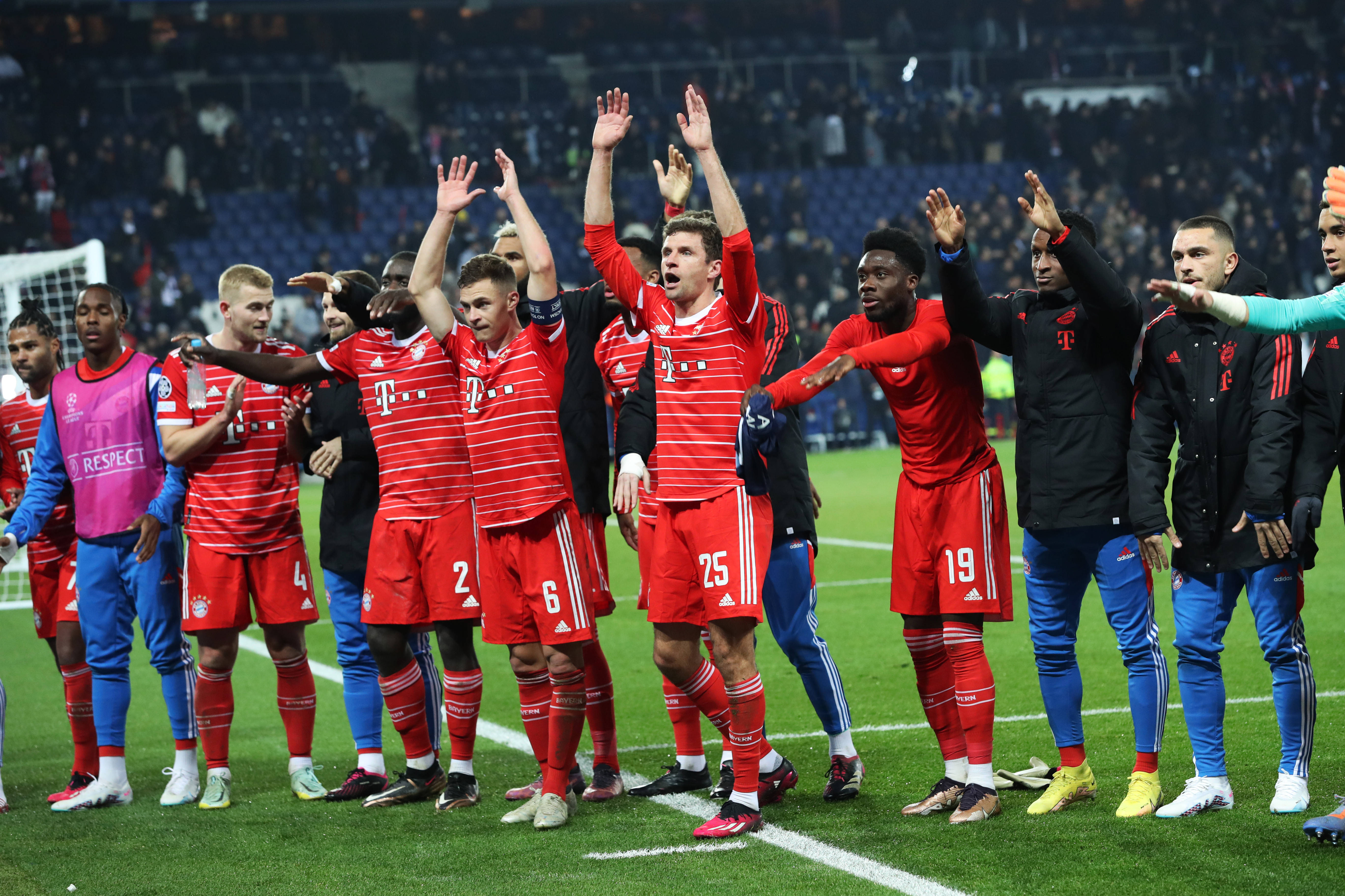 拜仁慕尼黑集训备战欧洲足坛赛场的简单介绍