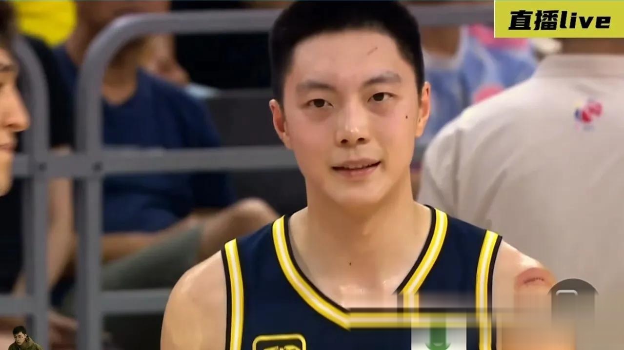 广东宏远击败新疆队，取得重要的胜利