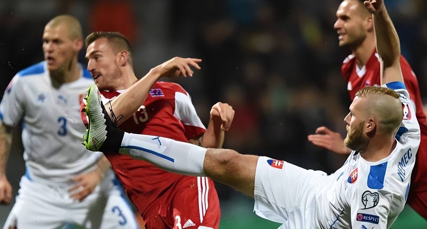 B体育中国官网-德甲球星加盟匈牙利国家队，备战斯洛伐克