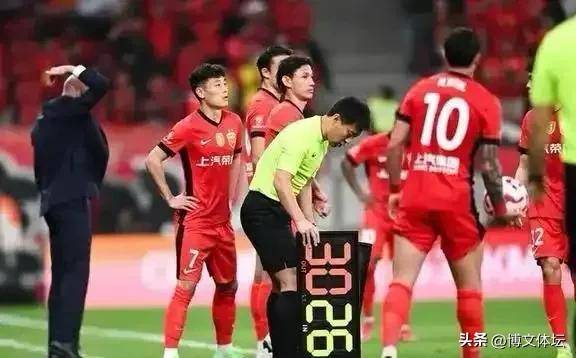 国内针锋相对比赛：一队士气高昂击败对手的简单介绍